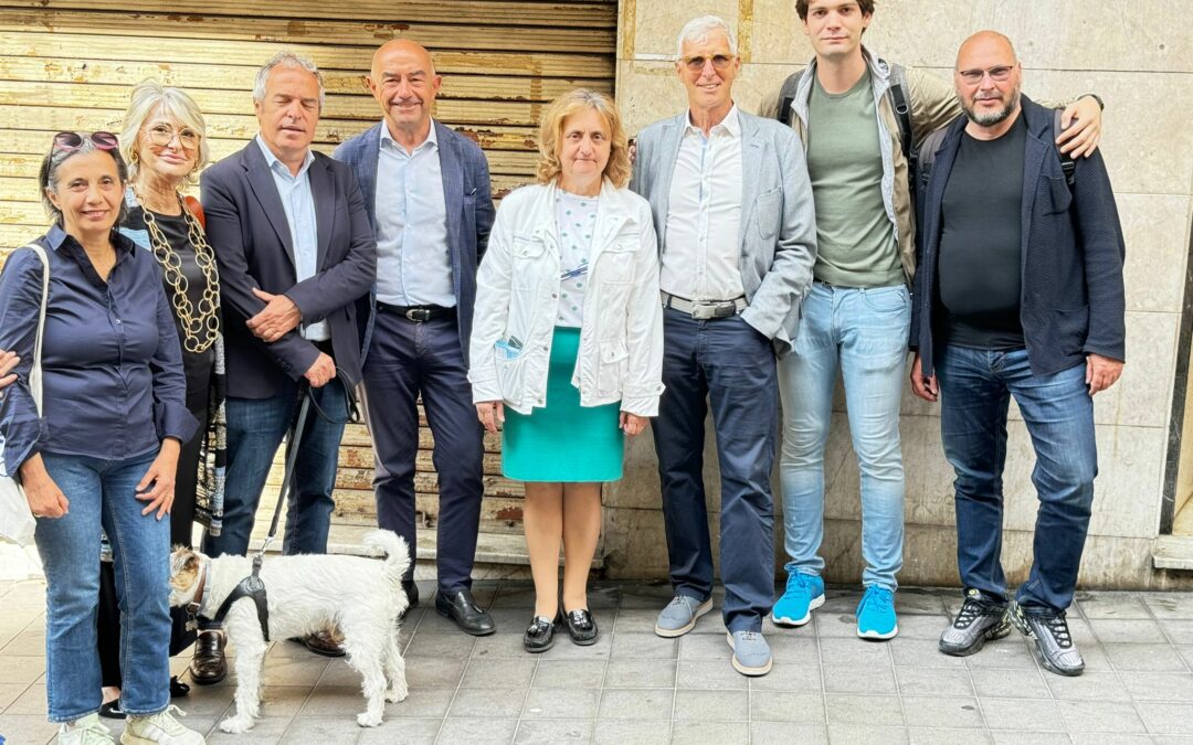 Via Martiri, interventi urgenti per contrastare la sua desertificazione